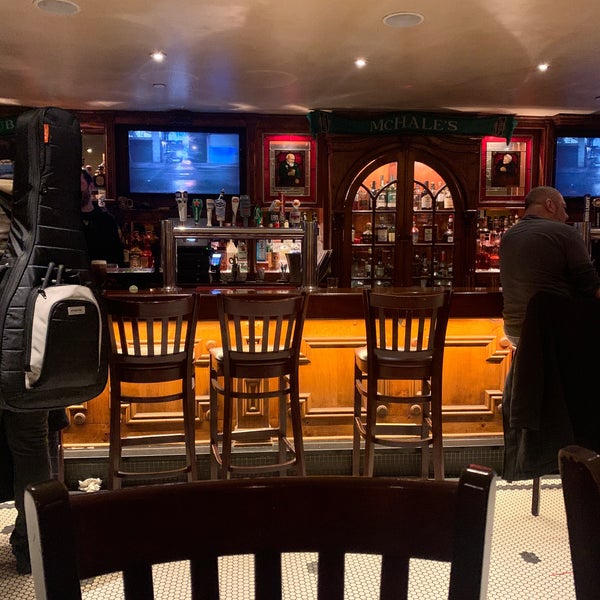 Photo taken at McHale&#39;s Bar &amp; Grill by Ana Paula T. on 1/26/2020
