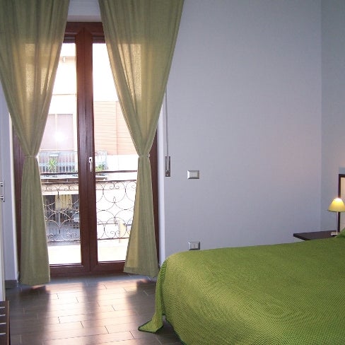 l B&B Eco è situato nel centro storico di Pompei,ideale per un soggiorno economico e piacevole.