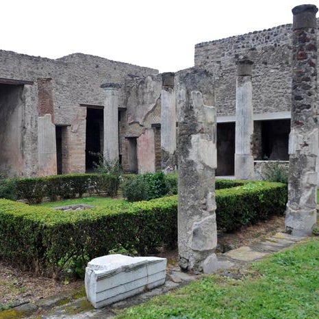 Visitate la nostra pagina facebook per restare sempre aggiornati su #Pompei: tutti gli eventi e le novità riguardanti il "Grande Progetto Pompei".