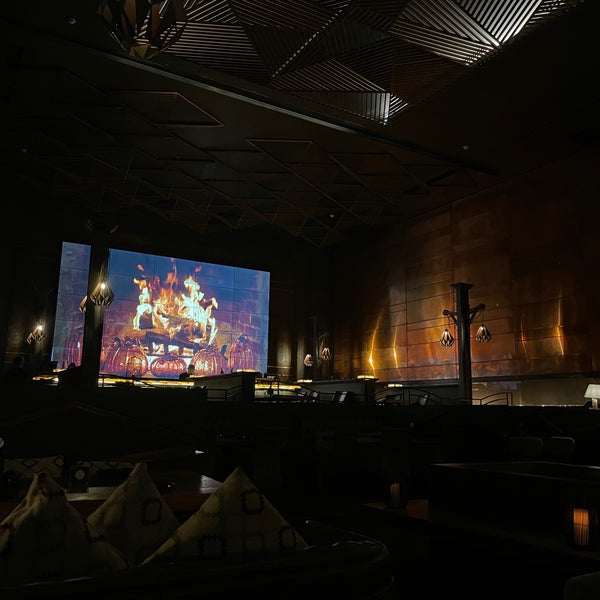 Photo taken at Ovvi Lounge &amp; Restaurant by Nawaf M. on 12/22/2022