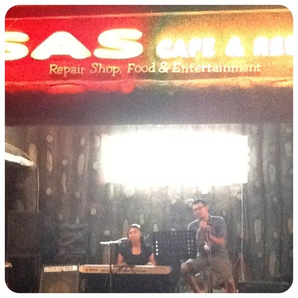 Photo taken at SAS Cafe &amp; Resto by icca p. on 1/6/2013