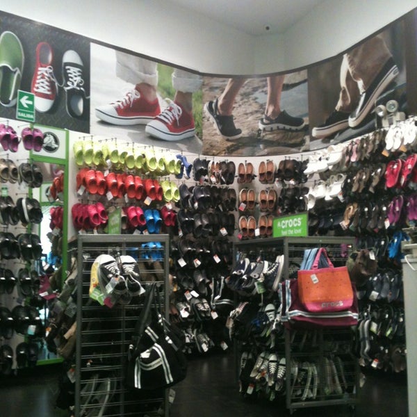 converse jockey plaza