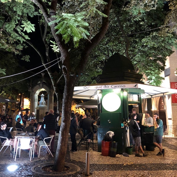 Foto tomada en Largo do Carmo  por Yoav V. el 10/30/2022