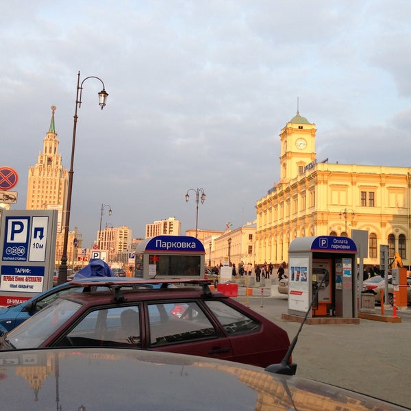 Парковка у ленинградского вокзала