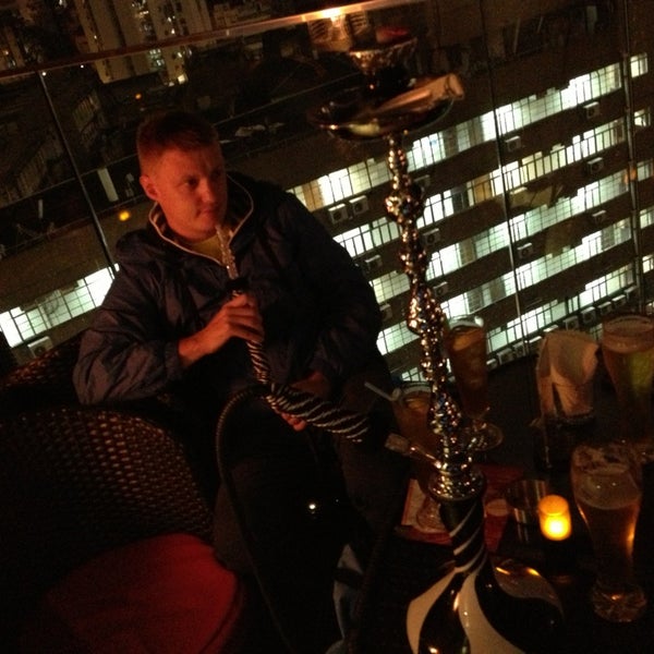 12/29/2012 tarihinde Denis G.ziyaretçi tarafından Bloop Shisha Lounge'de çekilen fotoğraf