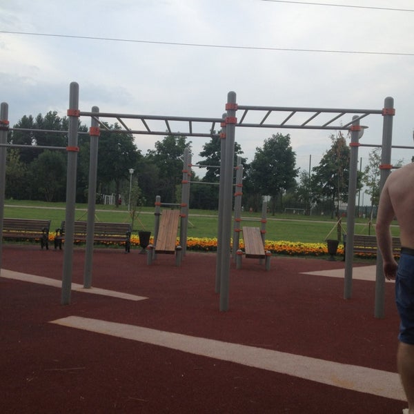 Спортивные площадки в Ломоносове