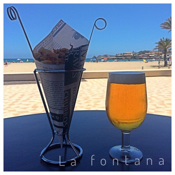 5/30/2015 tarihinde Restaurante L.ziyaretçi tarafından Restaurante La Fontana'de çekilen fotoğraf