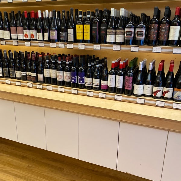 convive Wine Shop in East Village