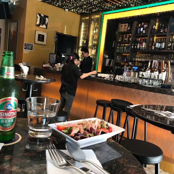 Jc кафе. Jc cafe. Jc cafe. Jc cafe. Шоколадный брауни с ванильным мороженым от ивлева.