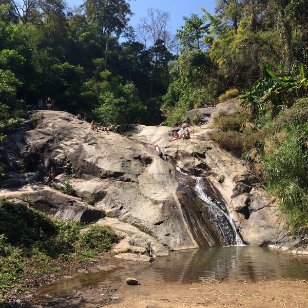Photo taken at Moh Pang Waterfall by Nann P. on 1/30/2016