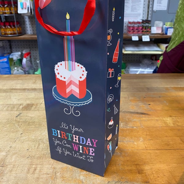 Vintage Wine Cellar Makiki Lower Punchbowl Tantaluのワイン専門店