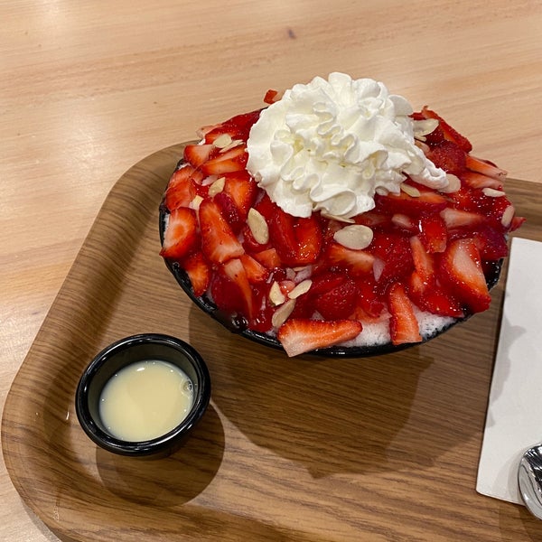 Jejubing Dessert Cafe Ala Moana Kakaako Honolulu Hi