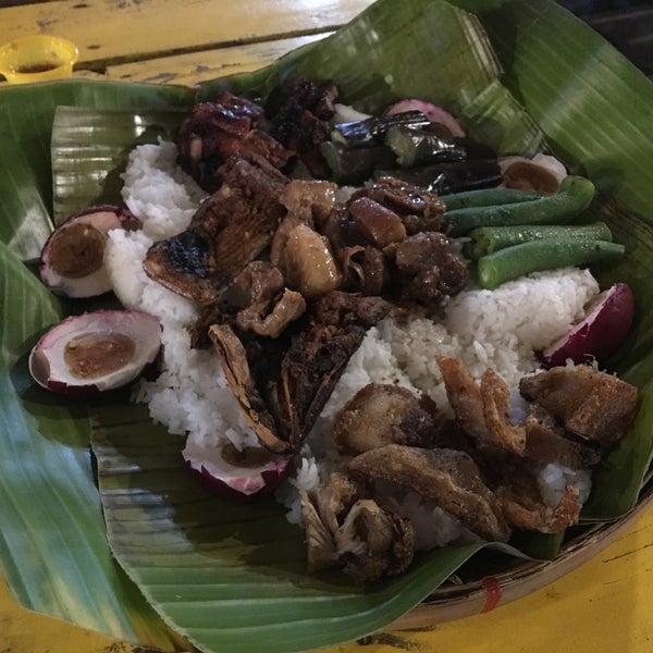 daPip Food Park - Food Court in Pagsanjan