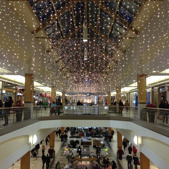 Polo Park Shopping Centre Polo Park Winnipeg, MB