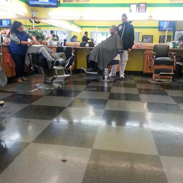 Hispana Barber Shop Salon Barbershop In Centennial