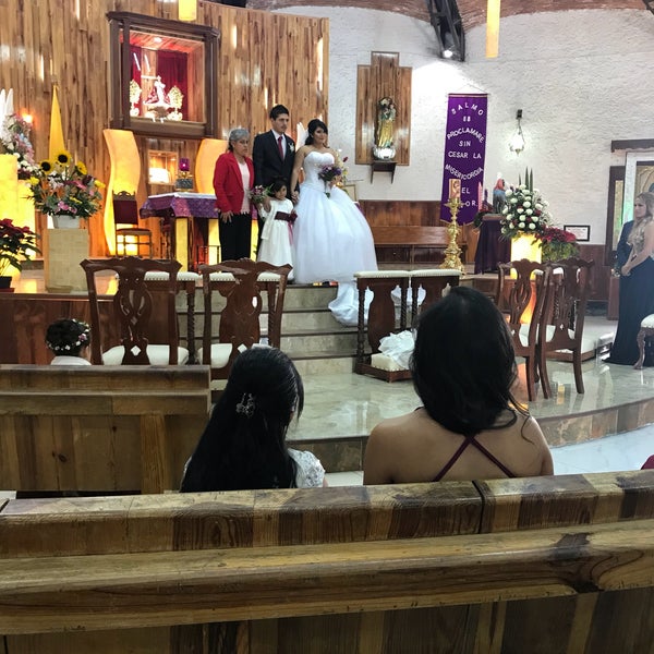 Photos at Iglesia El Santo Niño de la Salud - Church