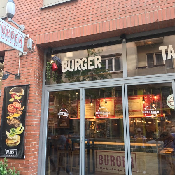 4/21/2019 tarihinde Marian S.ziyaretçi tarafından Burger Market - Király u.'de çekilen fotoğraf