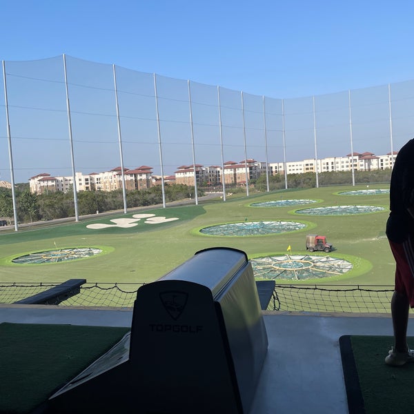 Photo taken at Topgolf by Kh .. on 5/8/2022