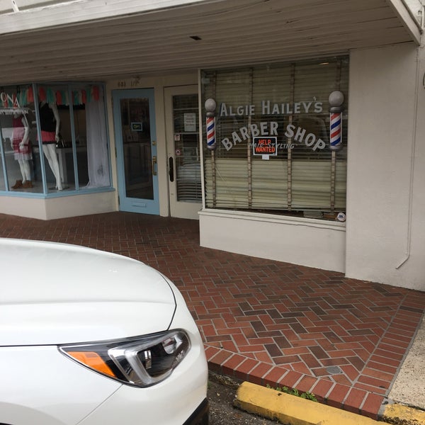 Hailey's Algie Barber Shop Hair Salon in Metairie