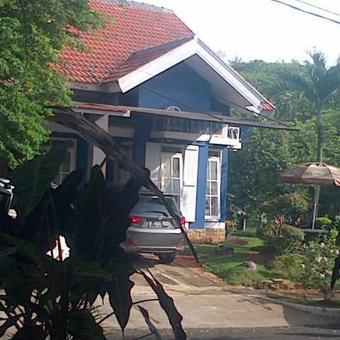 Lembah hijau Lippo Cikarang