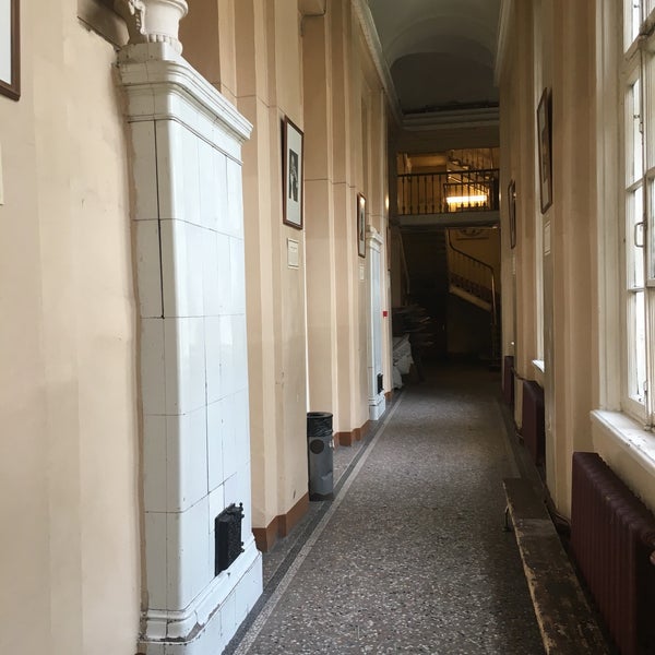 урок мировой художественной культуры. академия репина теория и история искусств. факультет теории искусств. факультет теории и истории искусства. искусство костюма и текстиля.