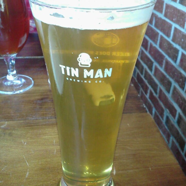 รูปภาพถ่ายที่ Tin Man Brewing Company โดย Jason J. เมื่อ 4/2/2013
