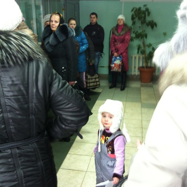 Почтальон по сопровождению. Очередь на белорусской почте. Гомель рогачёвская улица 4 la salute. Почта рогачева. Почта россии бийск.