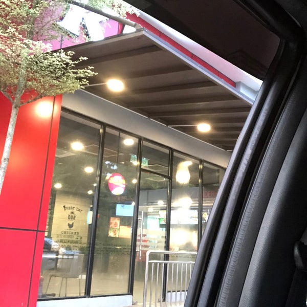 KFC Drive thru