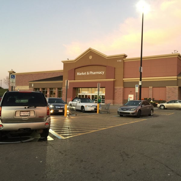 Walmart Supercenter (Now Closed) 1143 Smiley Ave