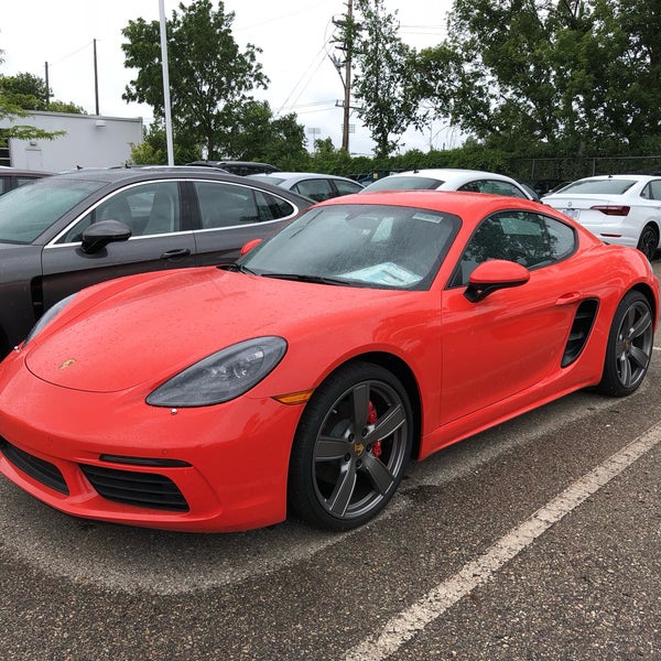 Photo prise au Porsche of Ann Arbor par Chris le7/22/2018