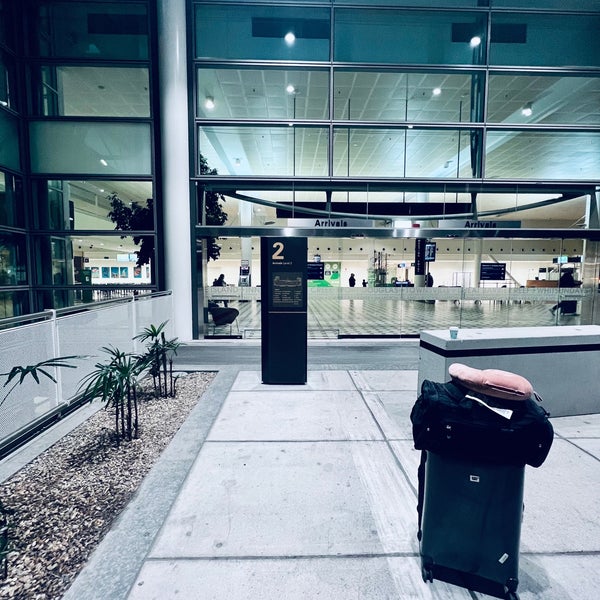 รูปภาพถ่ายที่ Brisbane Airport International Terminal โดย Ahmed เมื่อ 6/18/2023