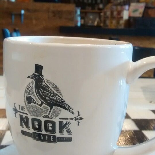 Foto tirada no(a) The Nook Cafe por Nandini D. em 4/26/2014