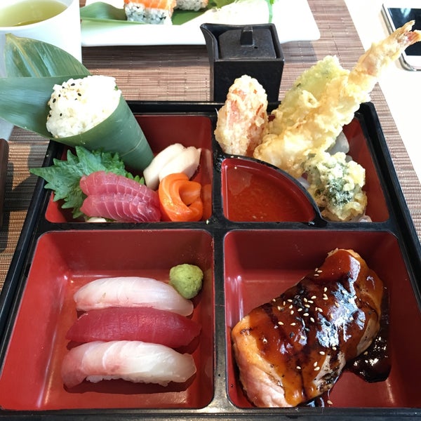 Photo taken at SUteiShi Japanese Restaurant by Dina S. on 1/23/2016