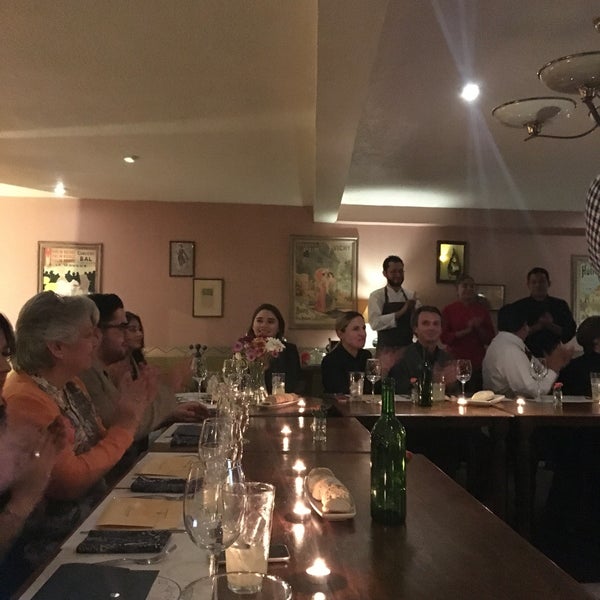 3/16/2017 tarihinde Laura V.ziyaretçi tarafından Restaurant La Vie en Rose'de çekilen fotoğraf