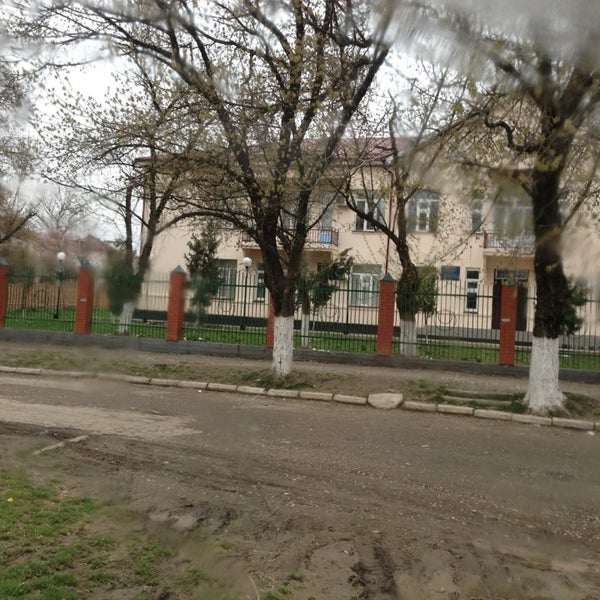 грозный октябрьский район 9 школа. водопроводы октябрьского района. 34 школа грозный октябрьский район. октябрьское грозный. город грозный октябрьский район.