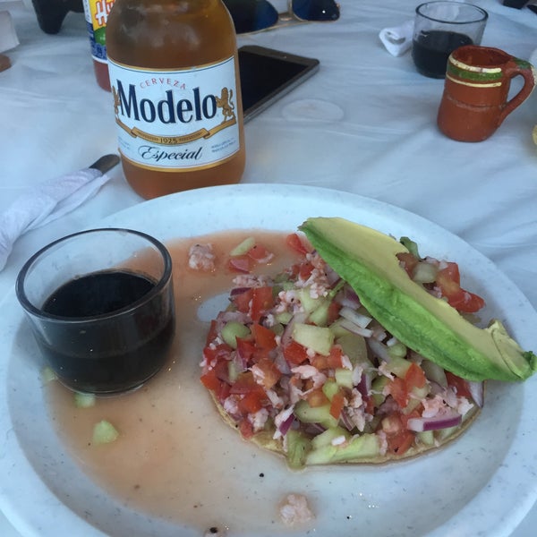 Foto scattata a Don Juan Mexican Seafood da OsCar C. il 12/13/2015
