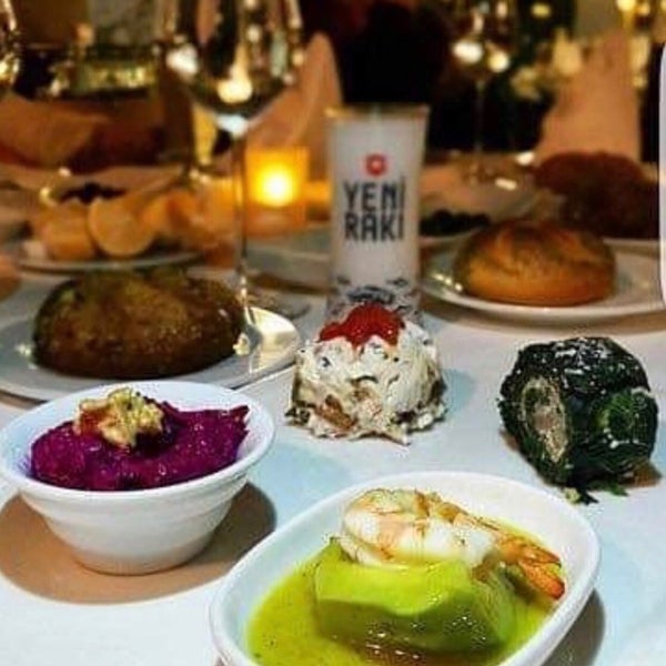 Photo taken at Kalkan Balık Restaurant by ⚜️🔱İZZET🔱⚜️ on 10/24/2020
