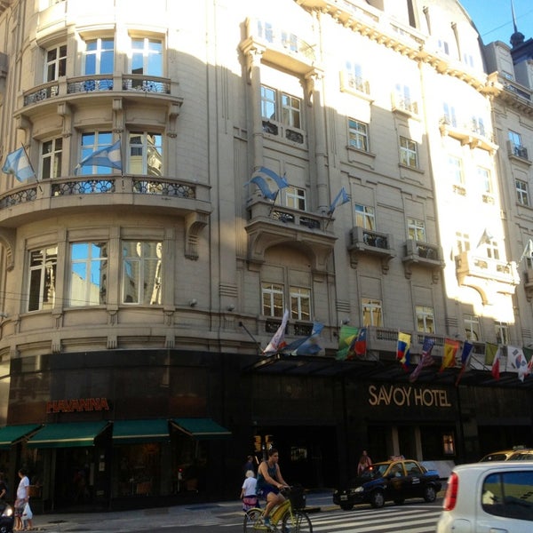 1/11/2013 tarihinde Enrique V.ziyaretçi tarafından Hotel Savoy'de çekilen fotoğraf