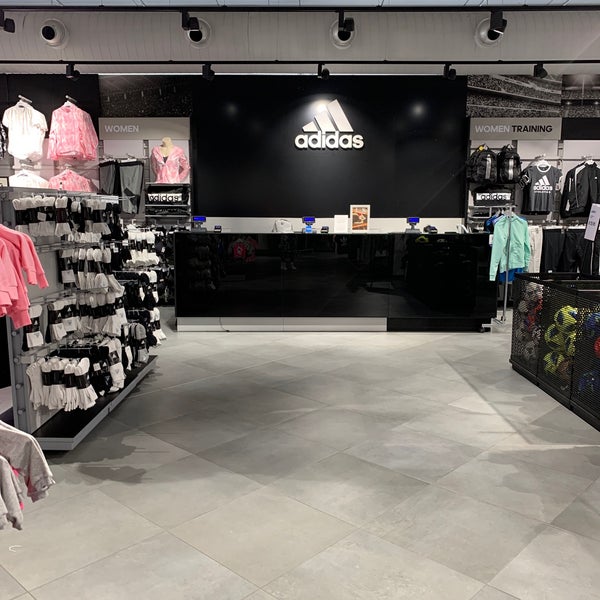 outlet barberino adidas