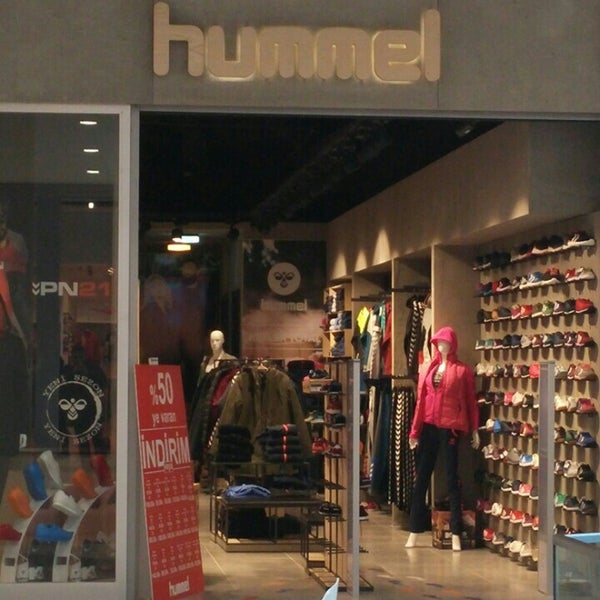 mikrofon Beskrive chance Photos at HUMMEL - Clothing Store in Serdivan