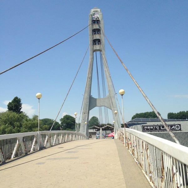 Мост для поцелуев в краснодаре