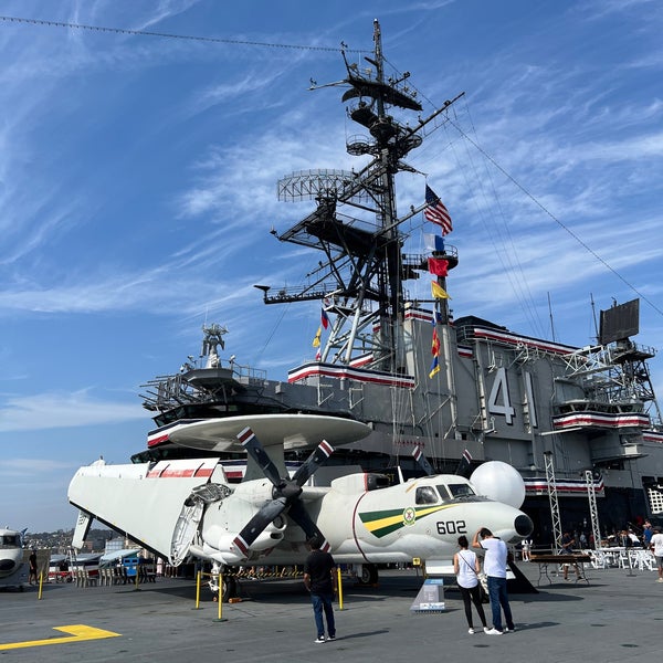Foto tirada no(a) USS Midway Museum por S em 7/15/2023