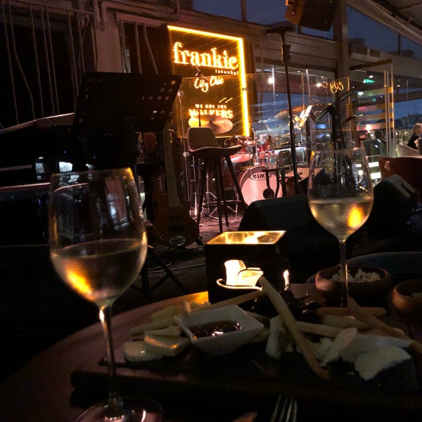 Photo taken at Frankie İstanbul by Eliff on 9/11/2019