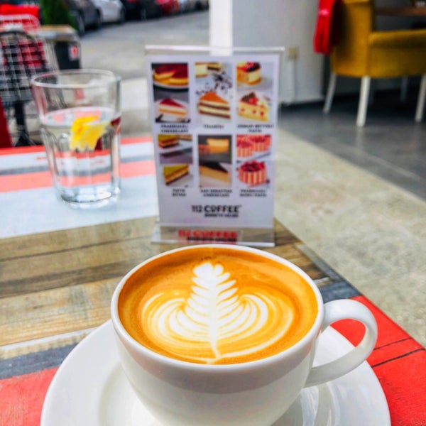 Photo prise au 112 Coffee par Hakan B. le8/15/2019