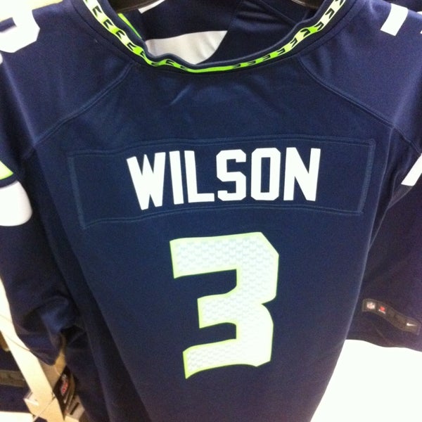 Beach Basket Christmas Shop Gig Harbor, WA