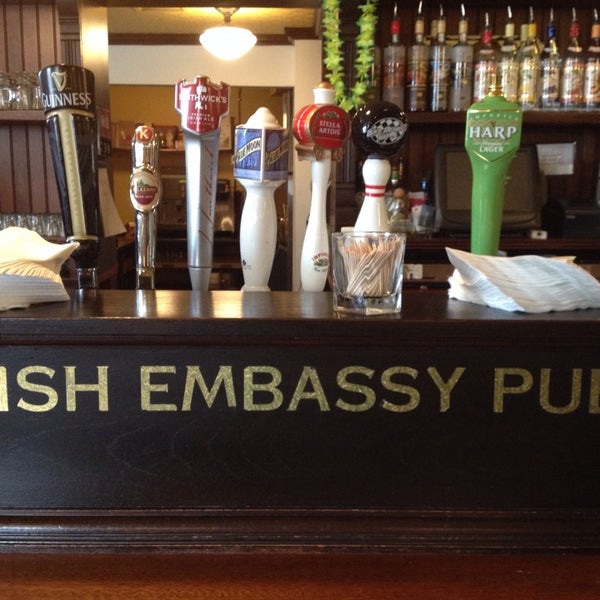 Photo taken at The Irish Embassy Pub by Daniel M. on 5/4/2014