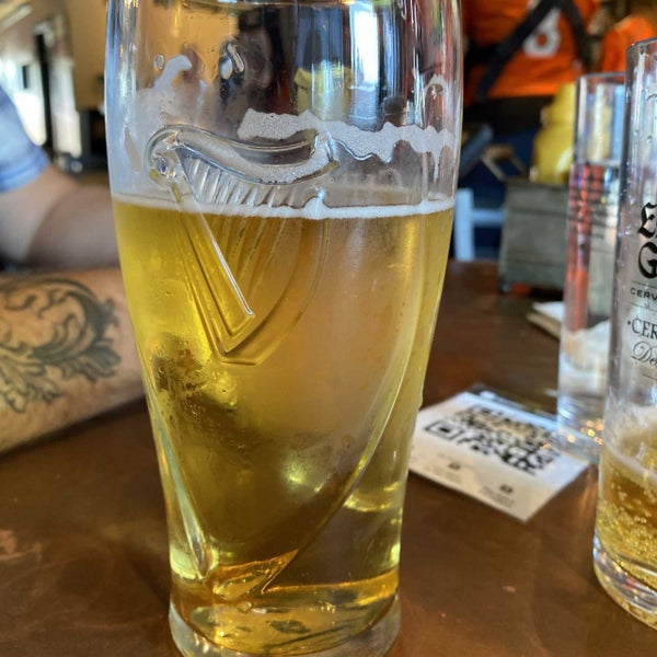 St. Andrew's Bar & Grill Green Lake 16 tips