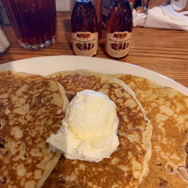 Cracker Barrel Old Country Store American Restaurant in Belleville