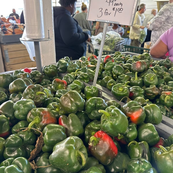 Block's Stand & Greenhouse Farmers Market