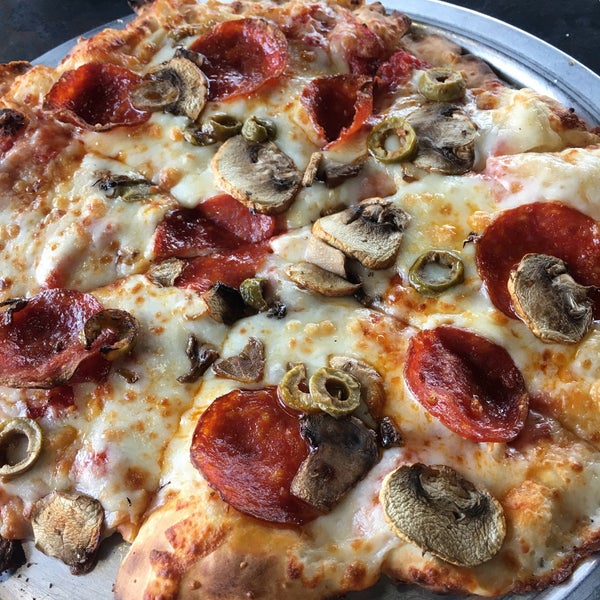 Pizza co. Italian pizzeria in oxford. Пицца в огне картинка. Pizza co. Пиццерия гта са.